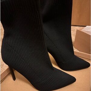 Steve Madden Diane (Black) boots. Size 8.5 women’s